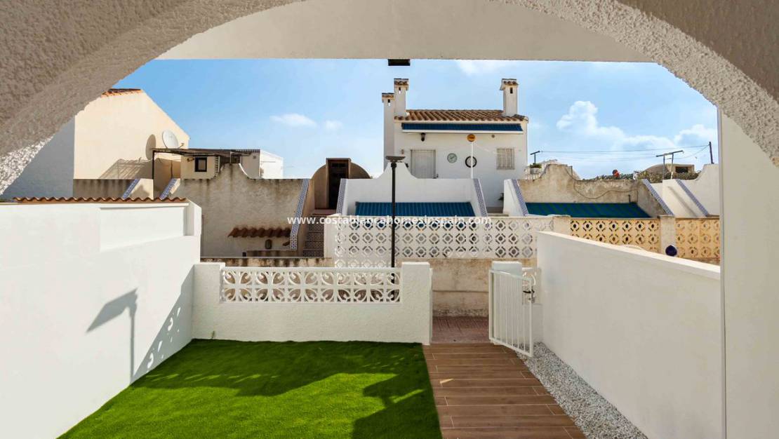 Resale - Townhouse - San Miguel de Salinas - BLUE LAGOON