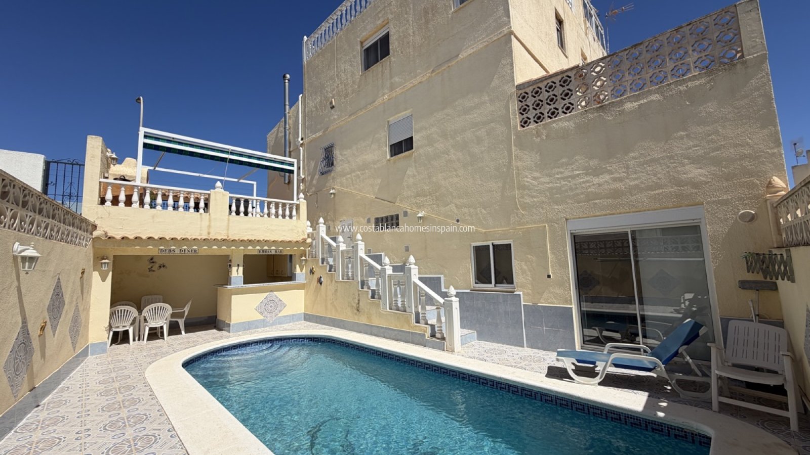 Resale - Townhouse - San Miguel de Salinas