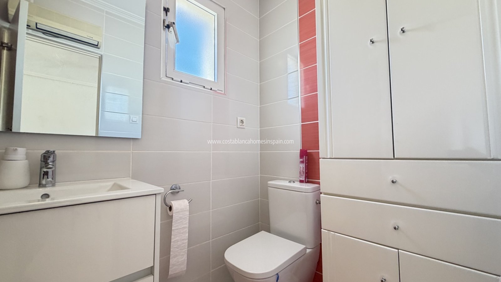 Resale - Townhouse - San Miguel de Salinas