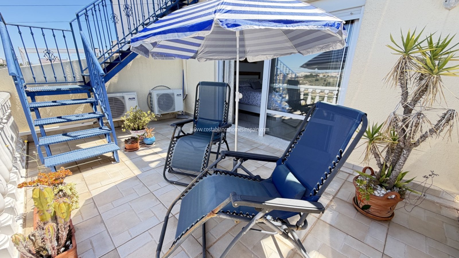 Resale - Townhouse - San Miguel de Salinas