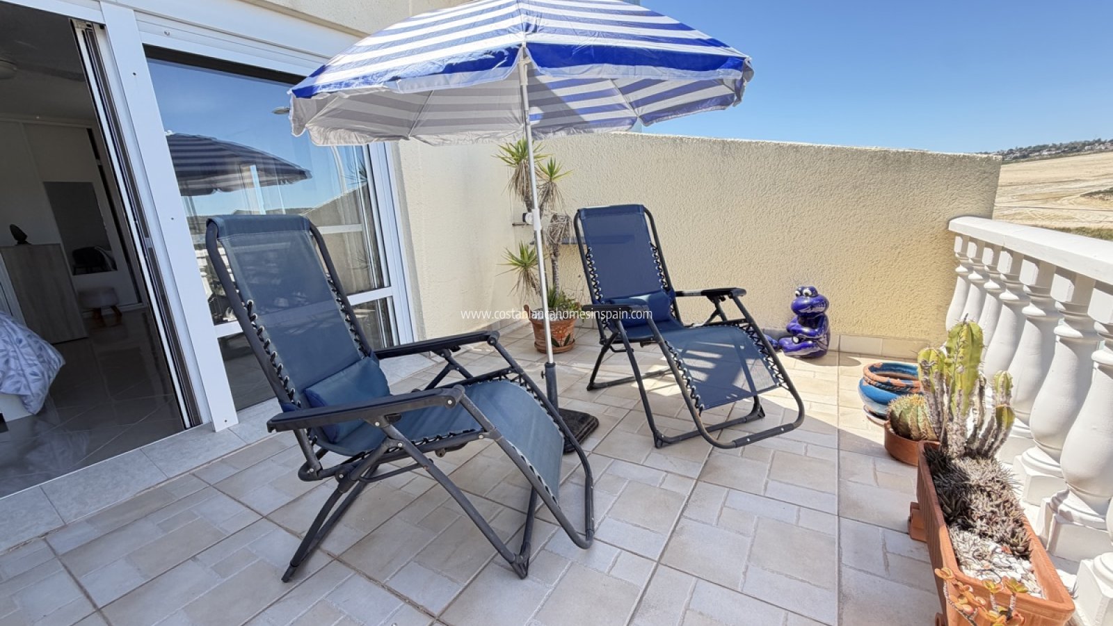Resale - Townhouse - San Miguel de Salinas