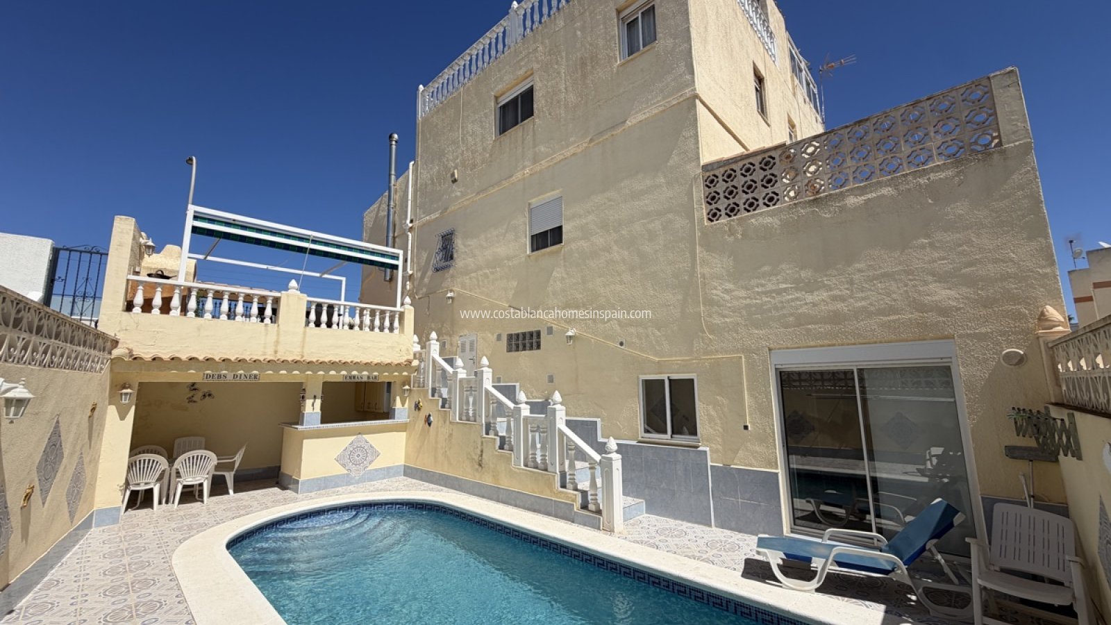 Resale - Townhouse - San Miguel de Salinas