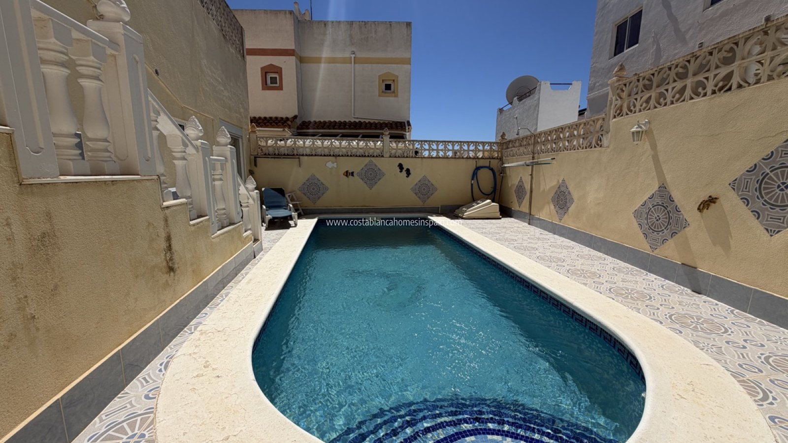 Resale - Townhouse - San Miguel de Salinas