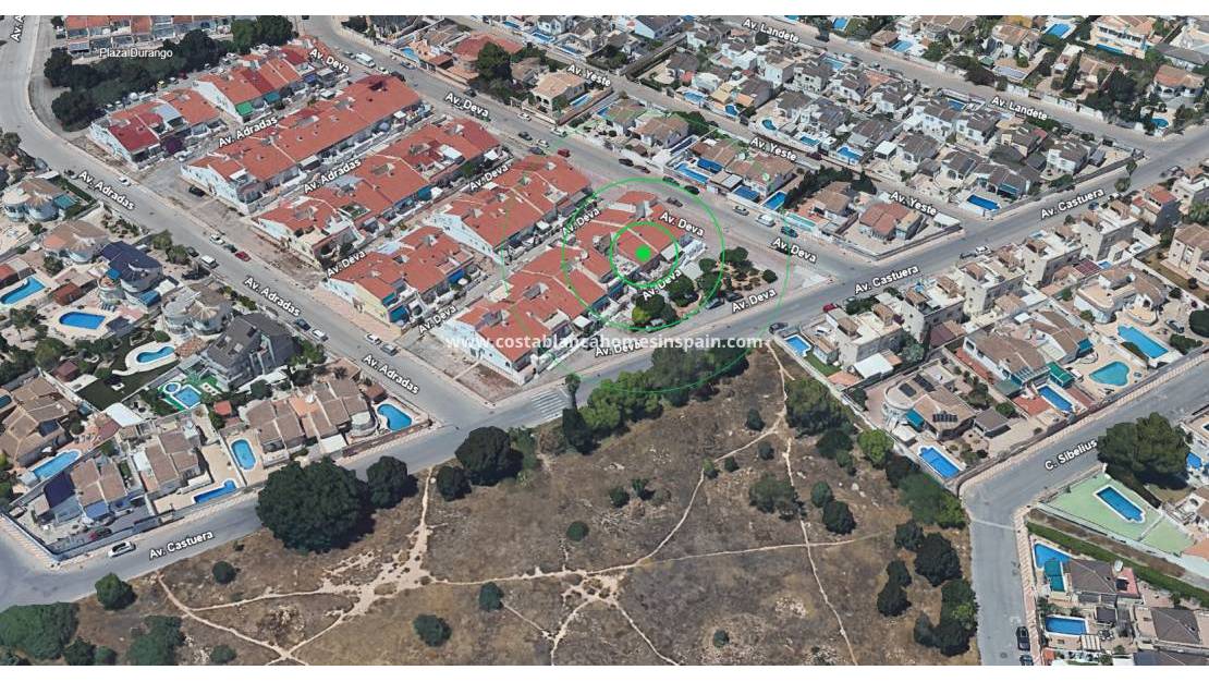 Resale - Townhouse - Torrevieja - Urbanización San Luis