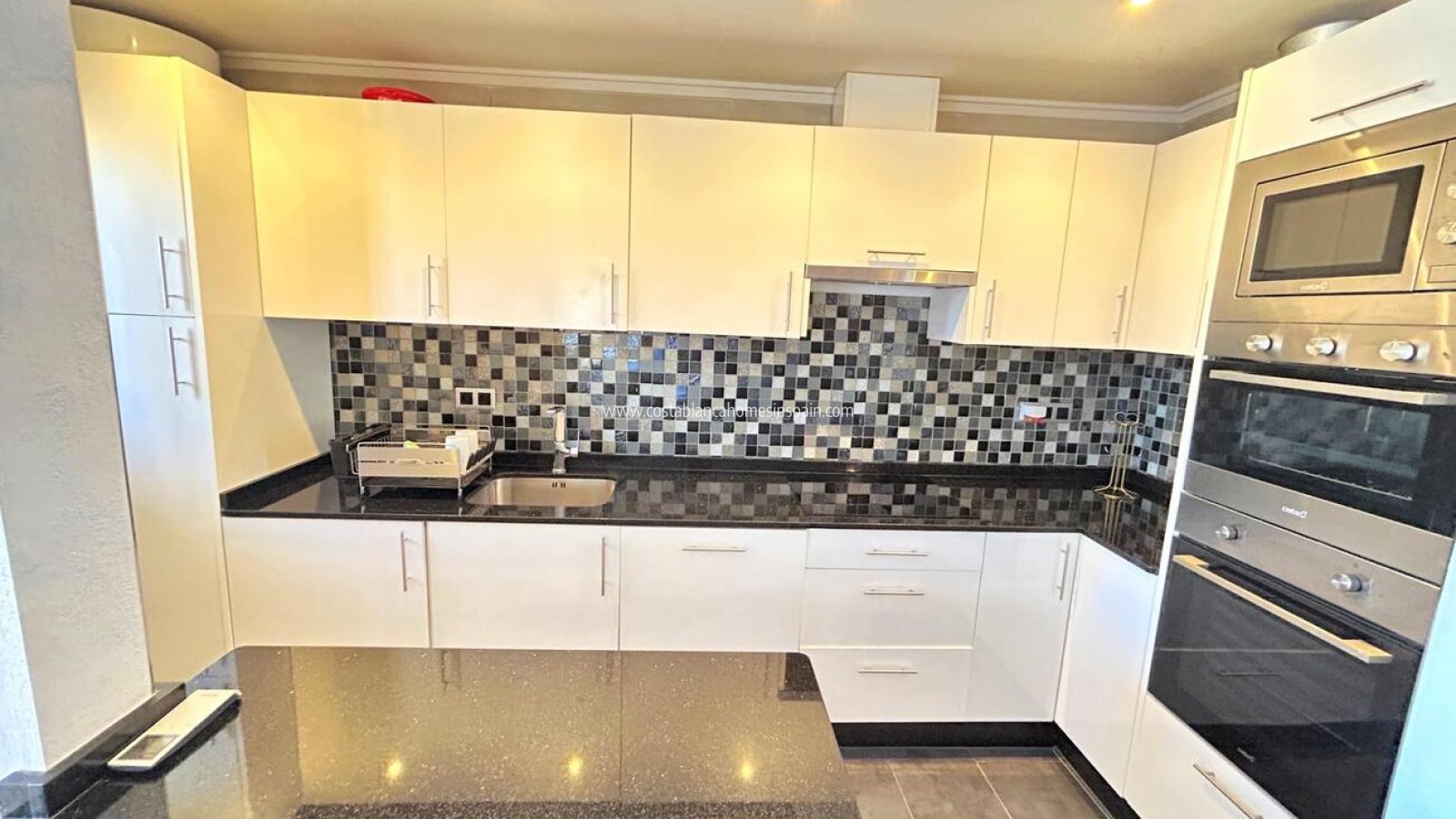 Resale - Townhouse - Villamartin - Costa Blanca