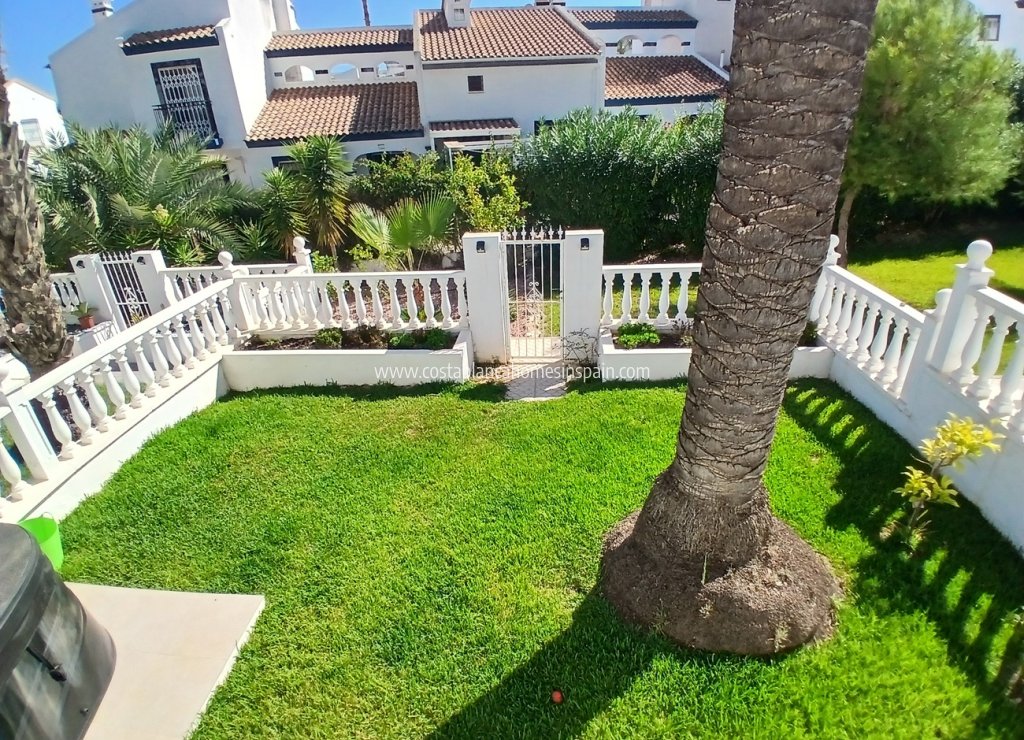 Resale - Townhouse - Villamartin - Orihuela Costa