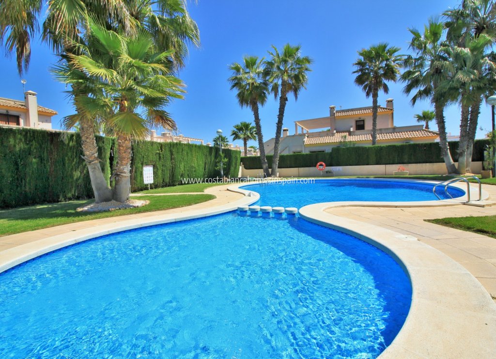 Resale - Townhouse - Villamartin - Pau 8