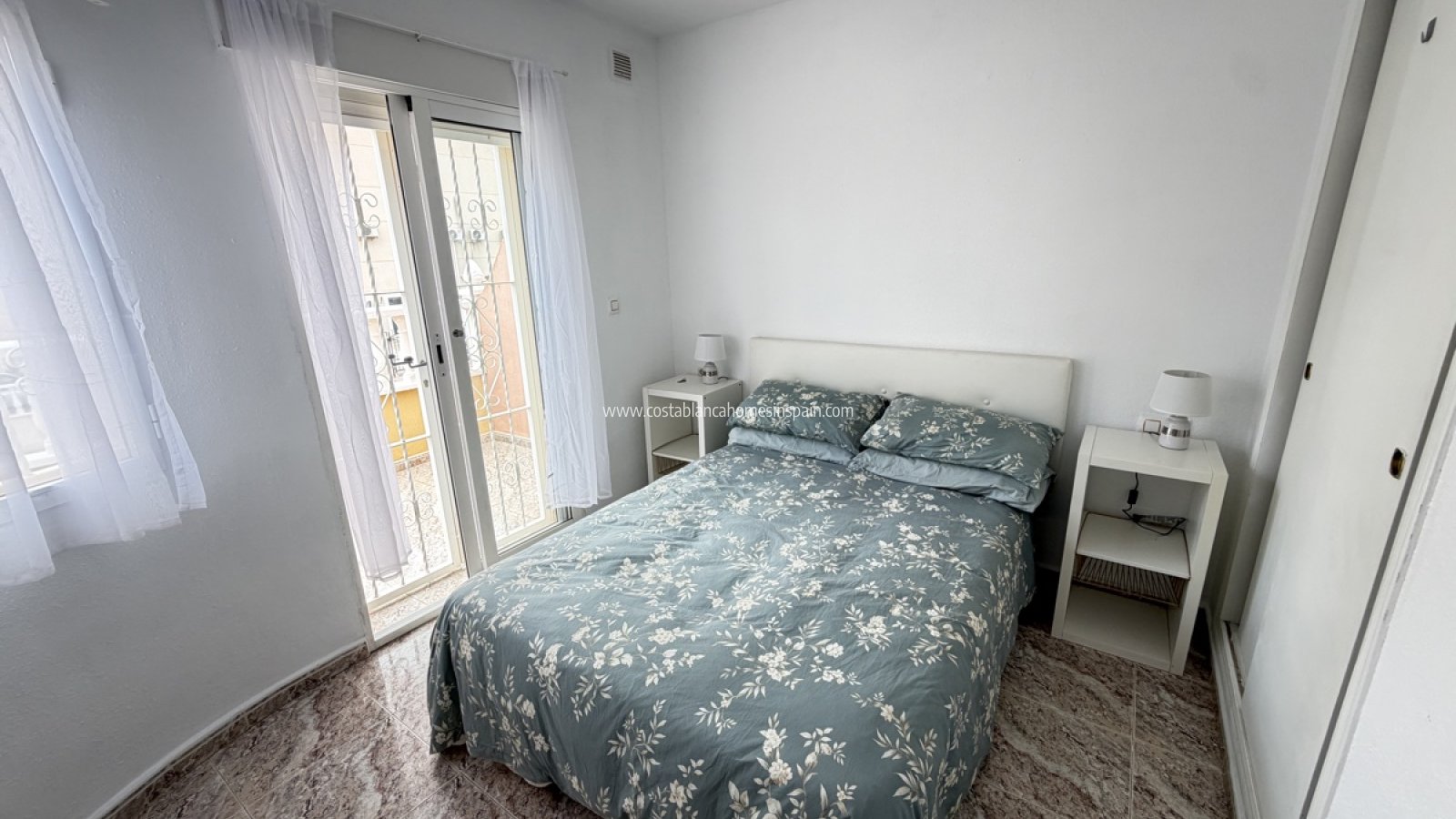 Resale - Townhouse - Villamartin