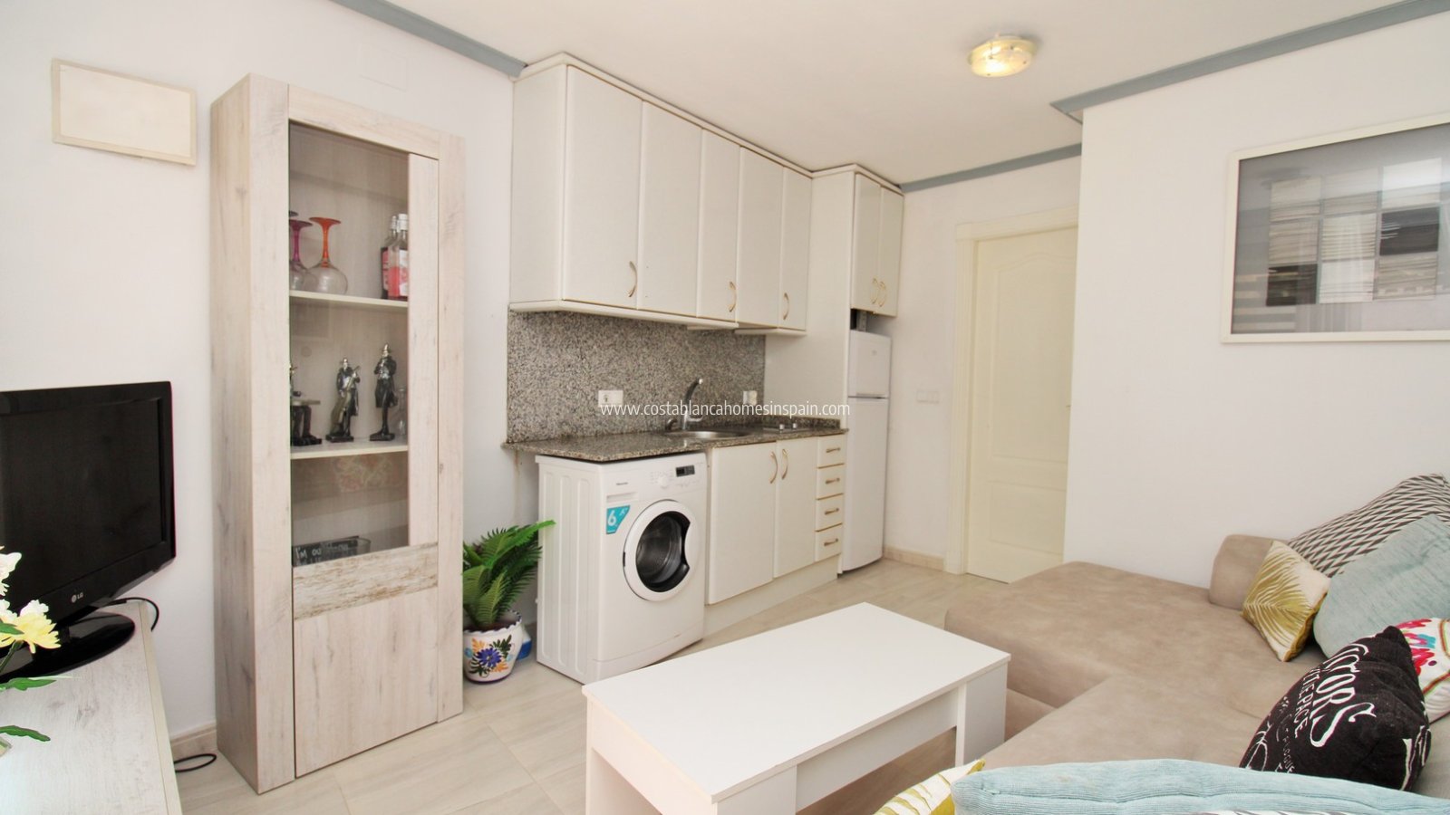 Resale - Townhouse - Villamartin