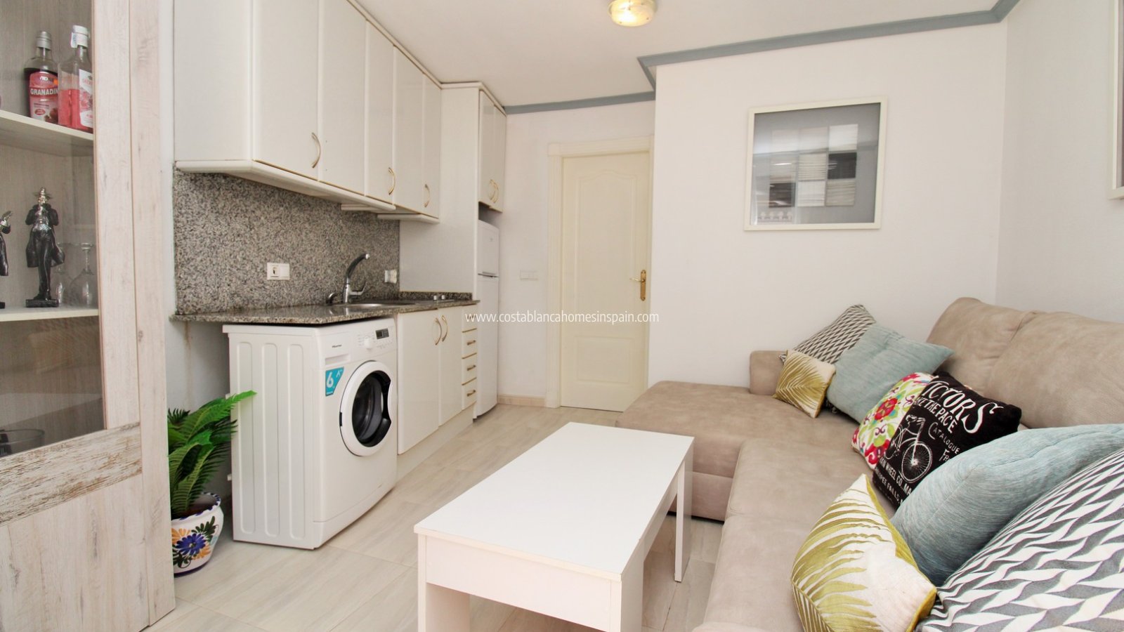 Resale - Townhouse - Villamartin