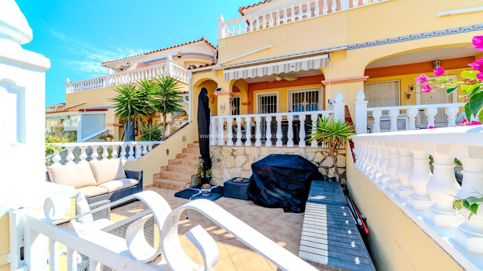 Resale - Townhouse - Villamartin