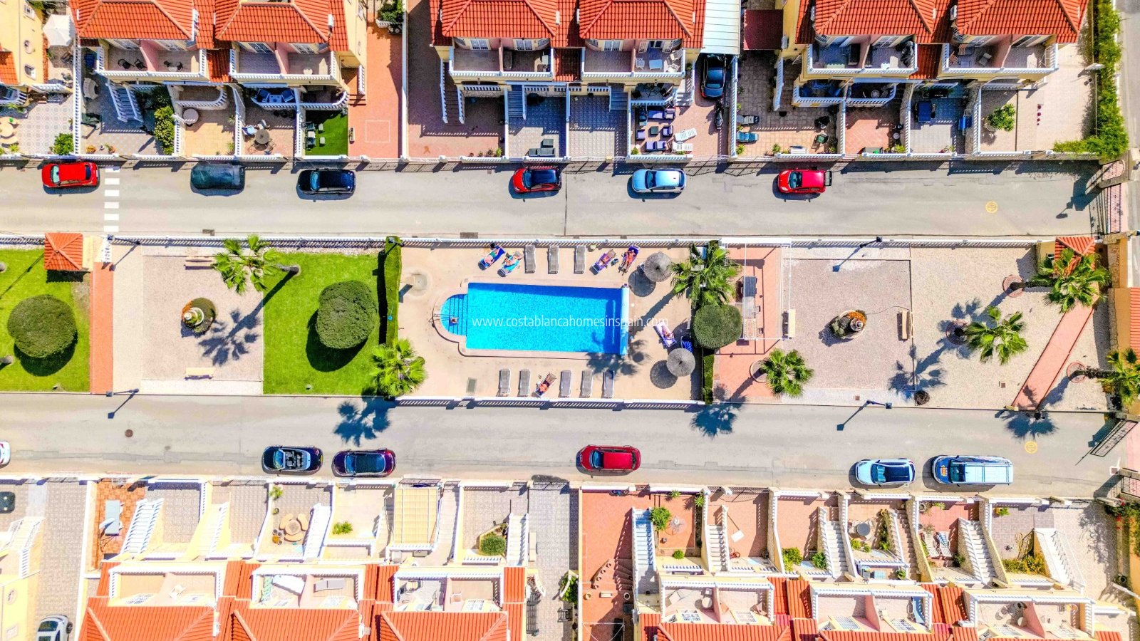 Resale - Townhouse - Villamartin
