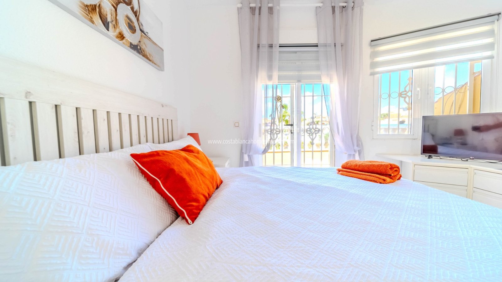 Resale - Townhouse - Villamartin