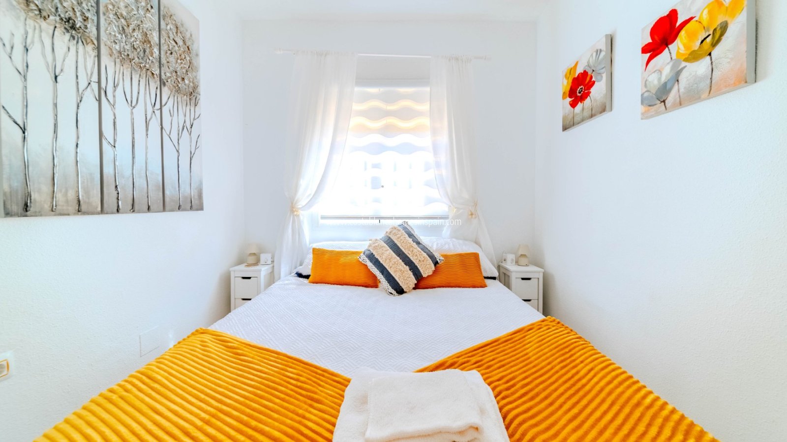 Resale - Townhouse - Villamartin