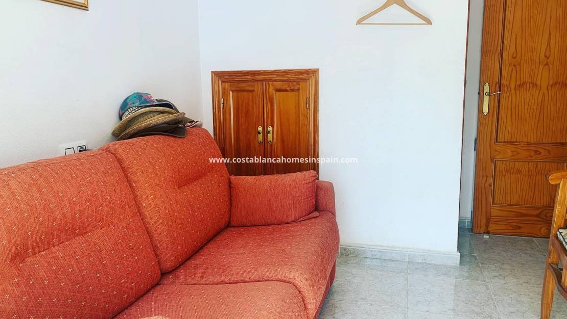 Resale - Townhouse - Villamartin