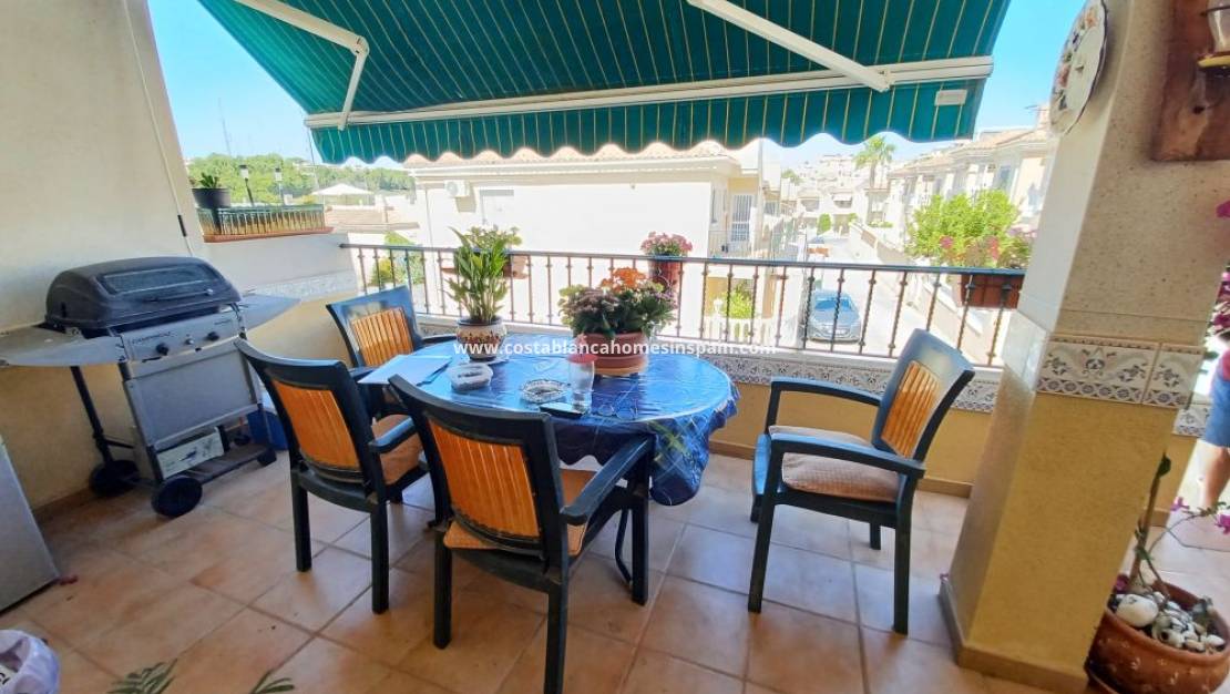 Resale - Townhouse - Villamartin