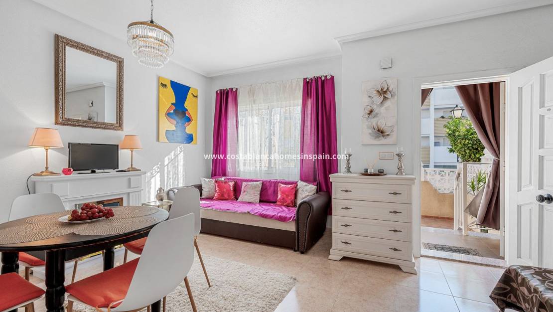 Resale - Townhouse - Villamartin