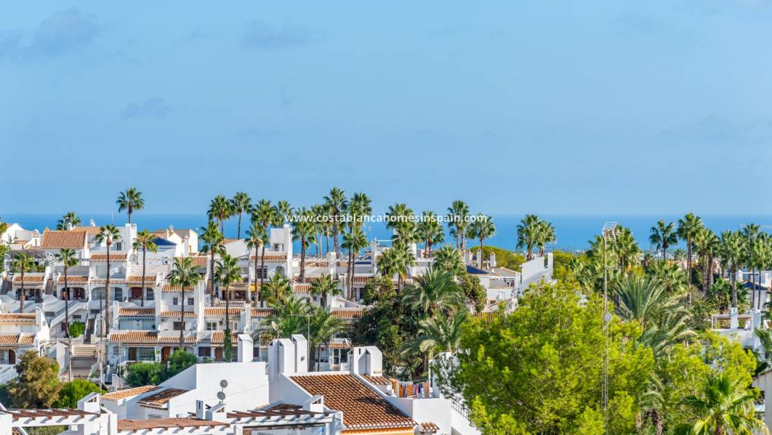 Resale - Townhouse - Villamartin