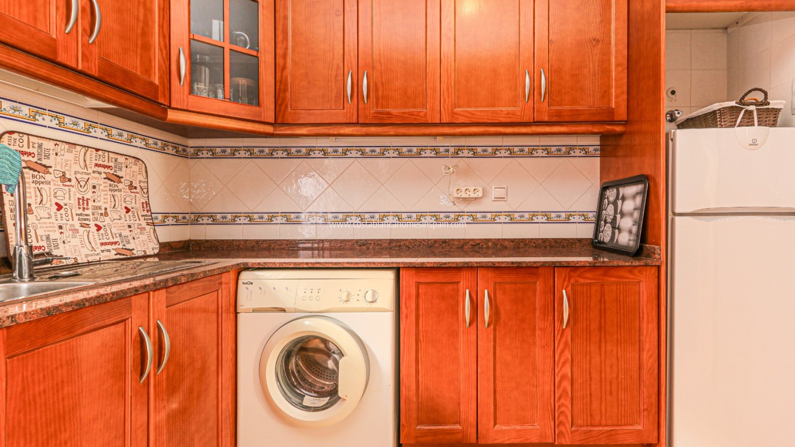 Resale - Townhouse - Villamartin