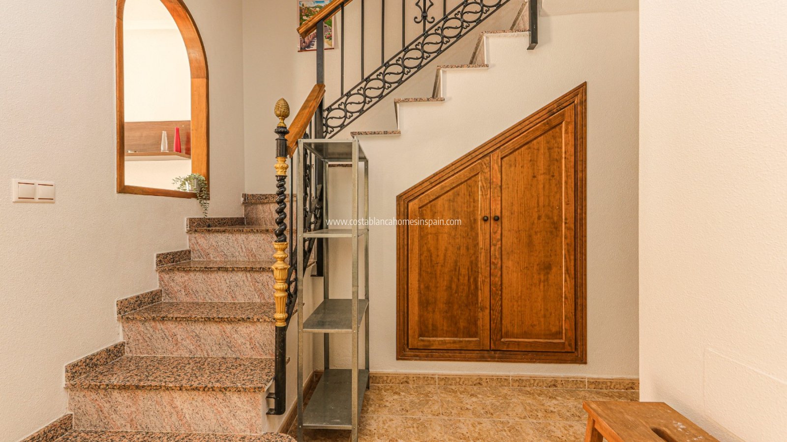 Resale - Townhouse - Villamartin