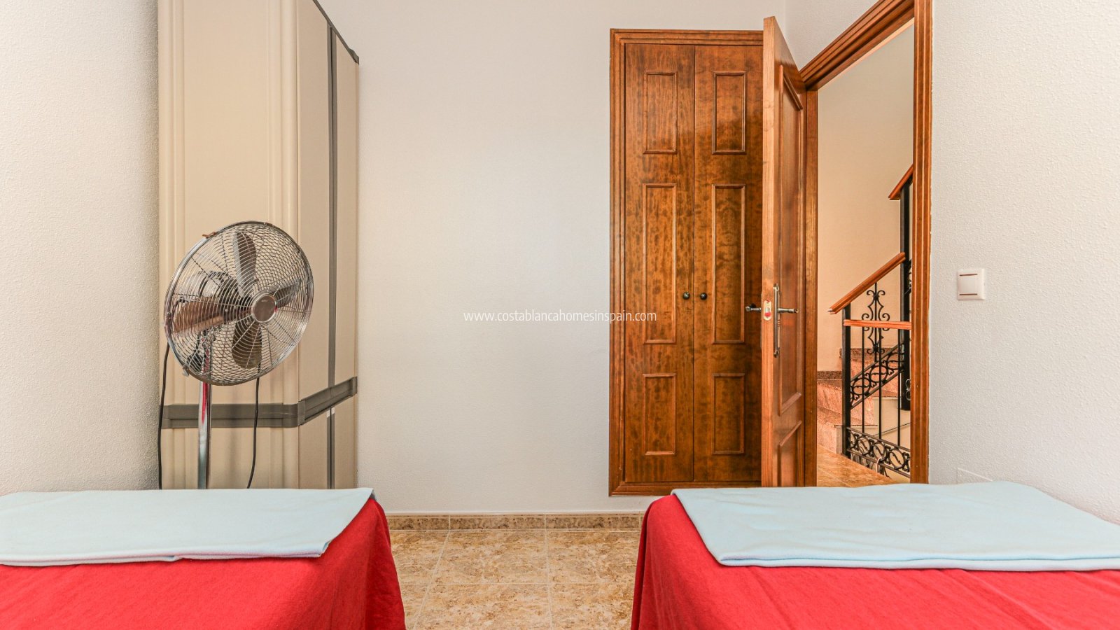 Resale - Townhouse - Villamartin