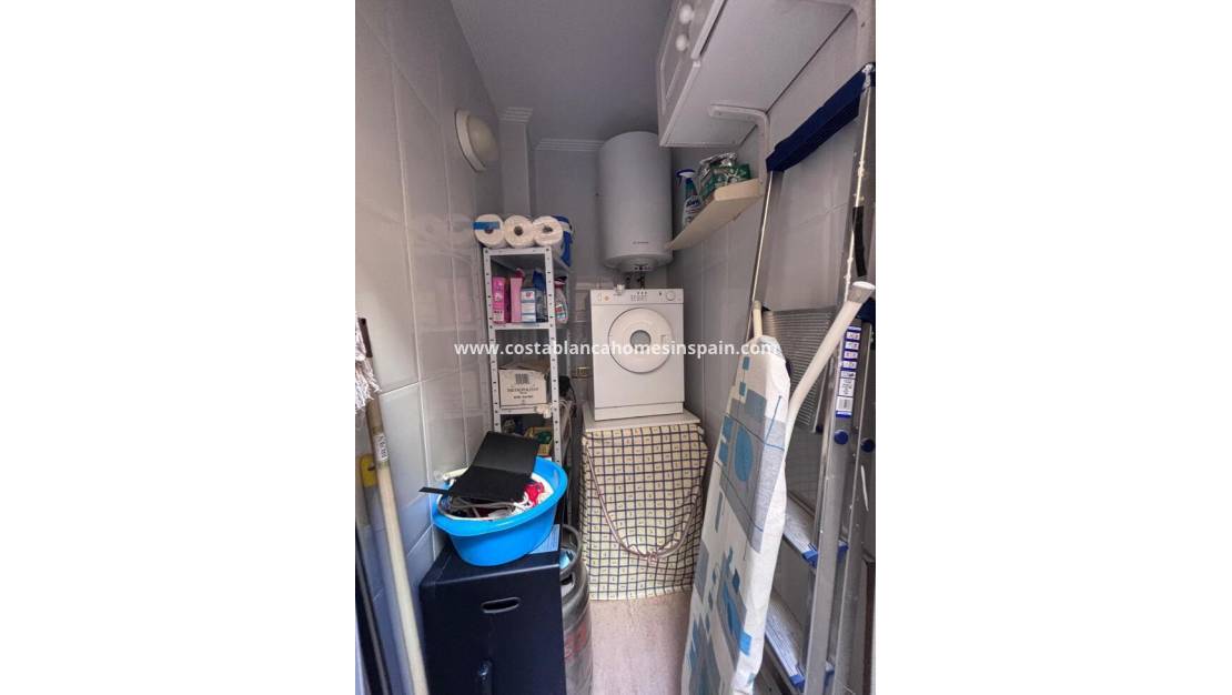 Resale - Townhouse - Villamartin