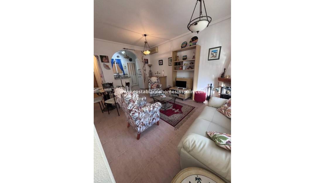 Resale - Townhouse - Villamartin