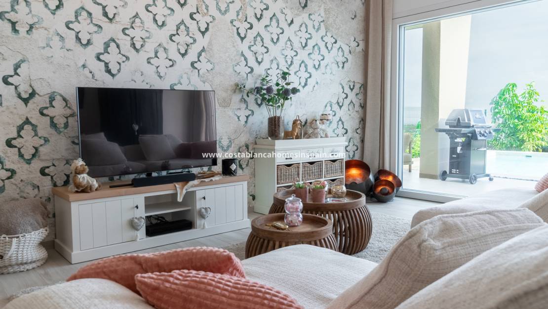 Resale - villa - Algorfa - La Finca