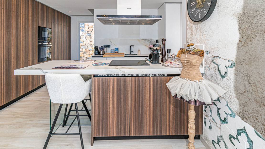 Resale - villa - Algorfa - La Finca