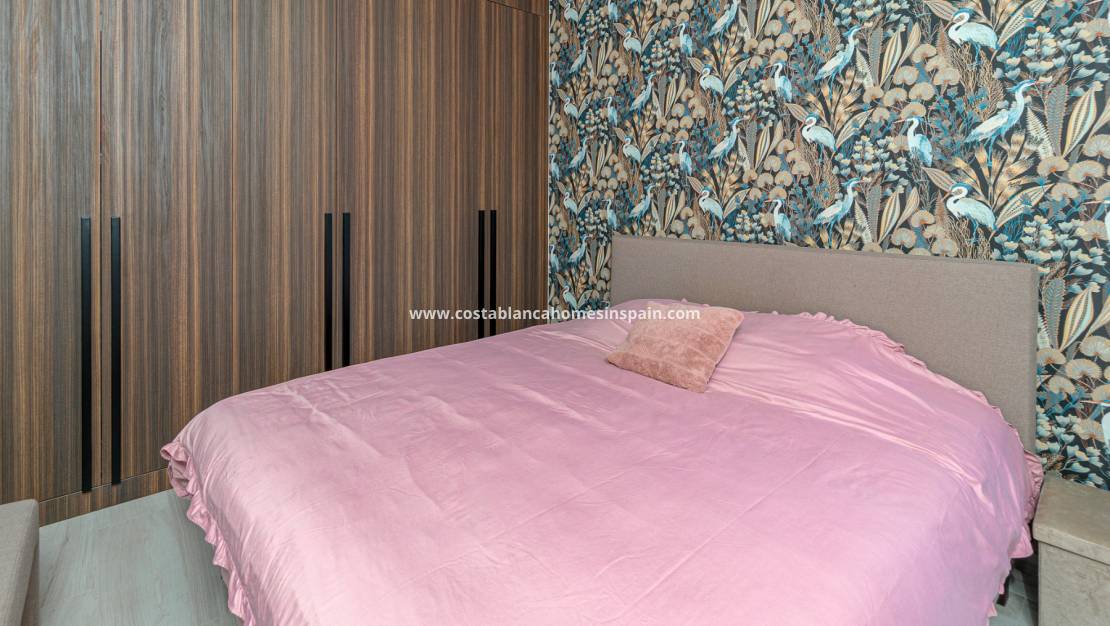 Resale - villa - Algorfa - La Finca