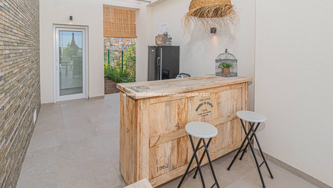 Resale - villa - Algorfa - La Finca