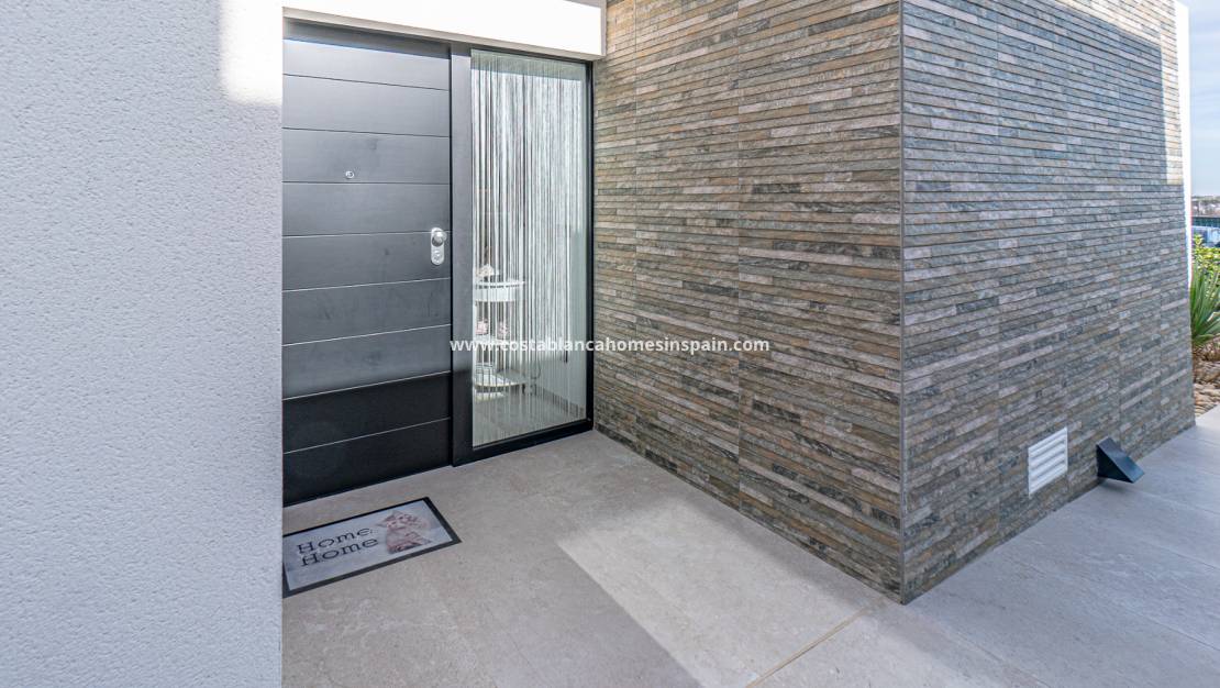 Resale - villa - Algorfa - La Finca