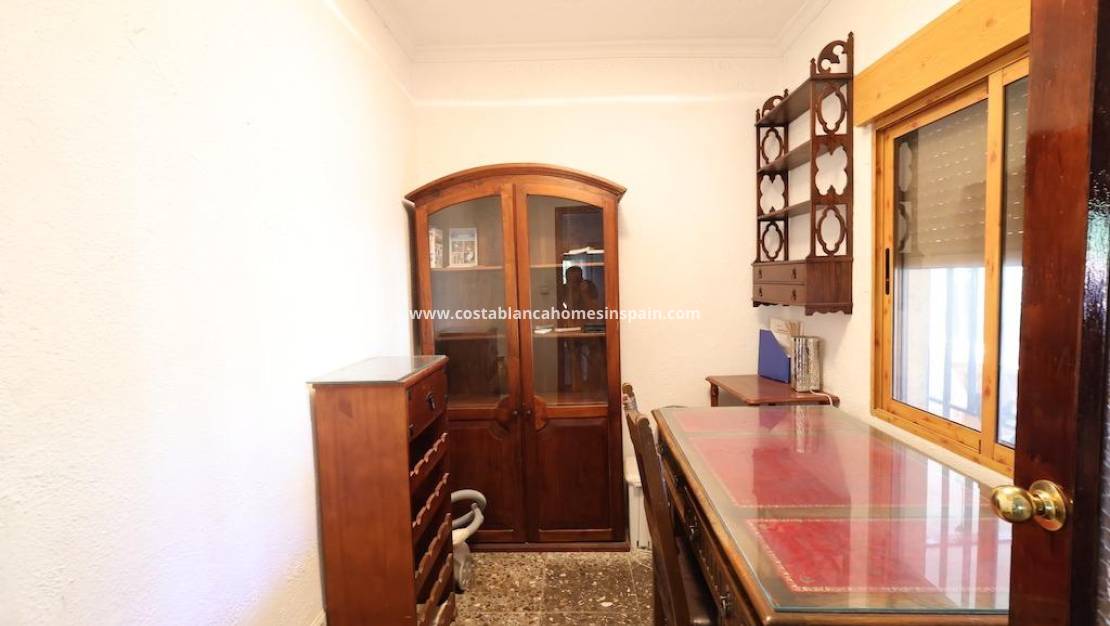 Resale - Villa - Crevillent - Crevillente