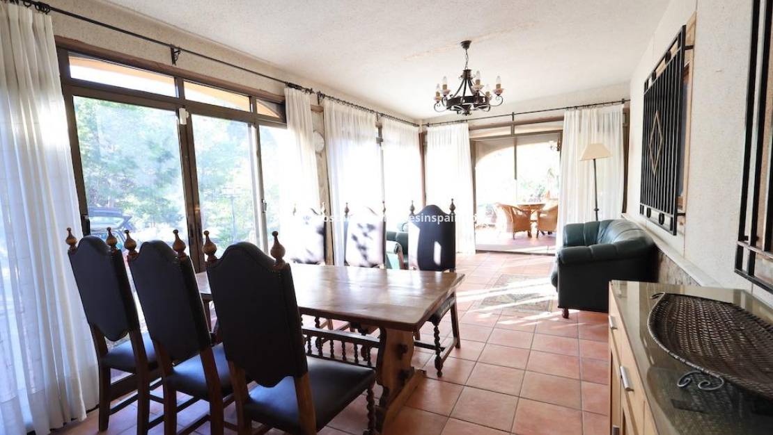 Resale - Villa - Crevillent - Crevillente