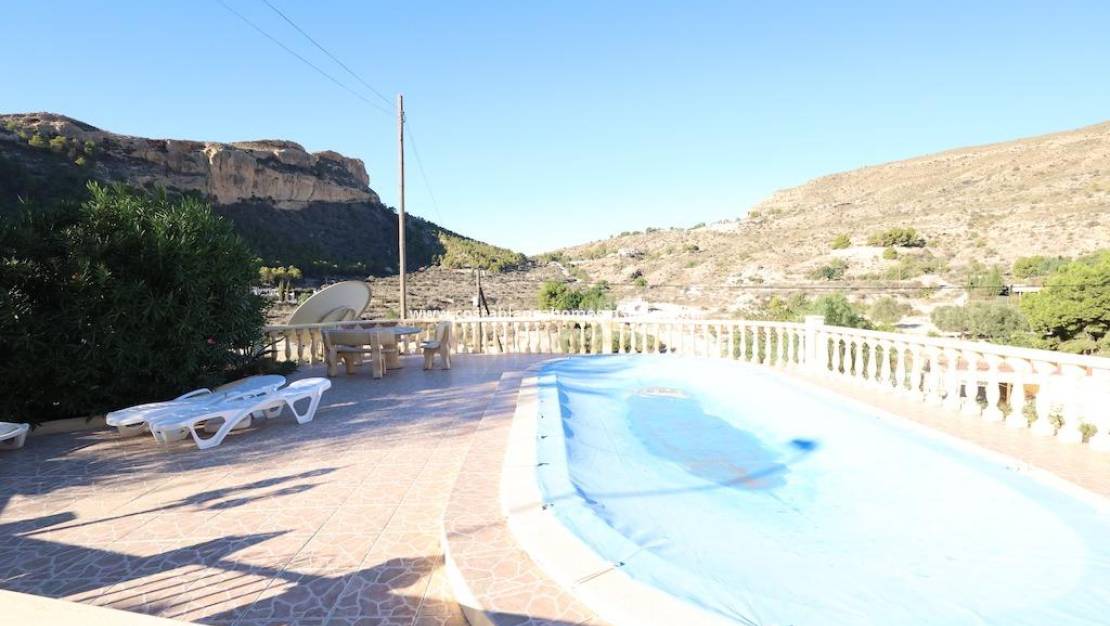 Resale - Villa - Crevillent - Crevillente