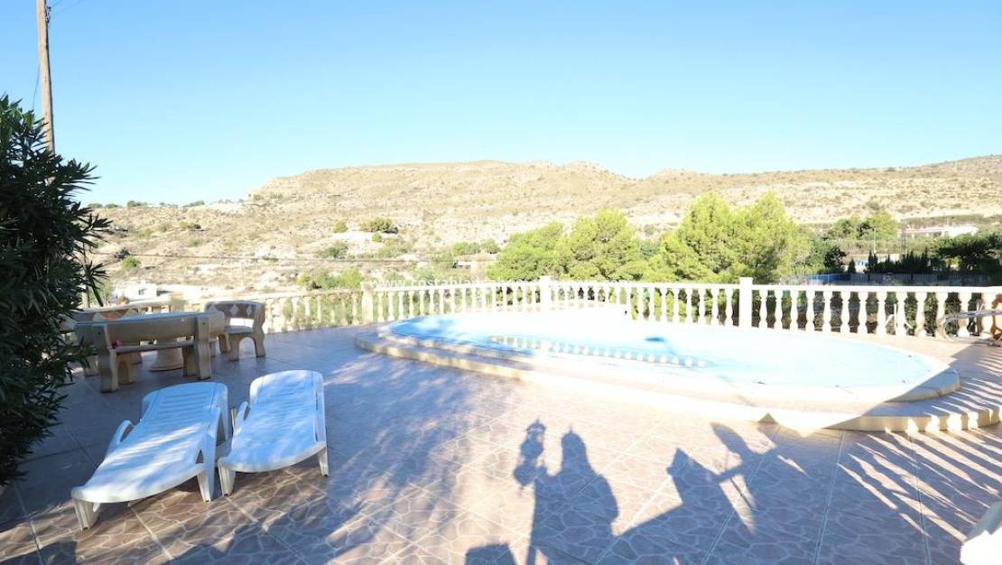 Resale - Villa - Crevillent - Crevillente