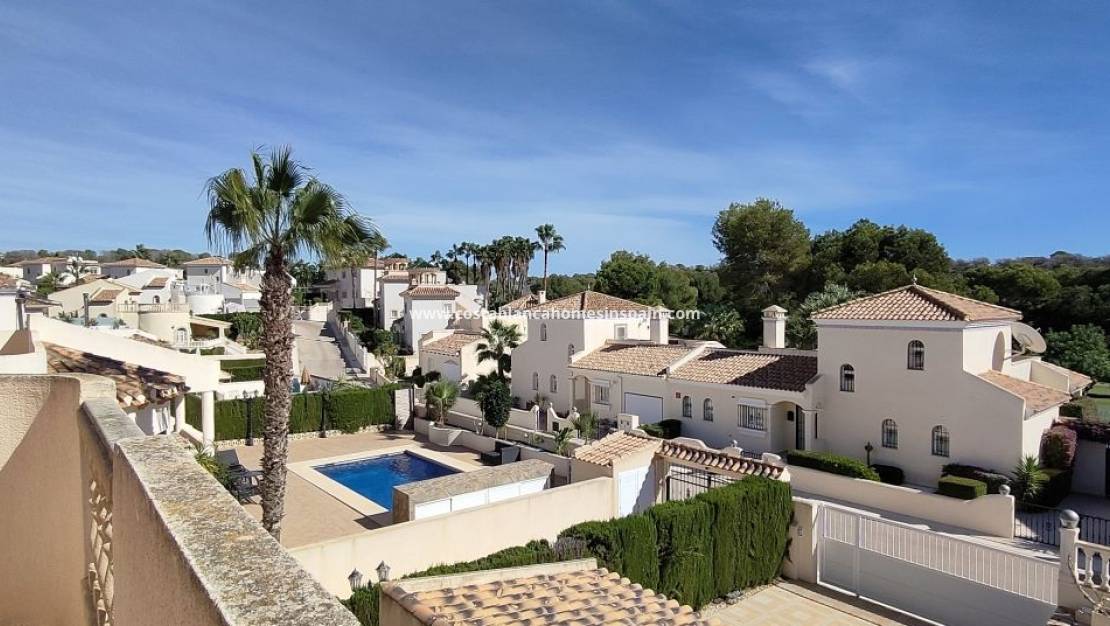 Resale - villa - Las Ramblas Golf