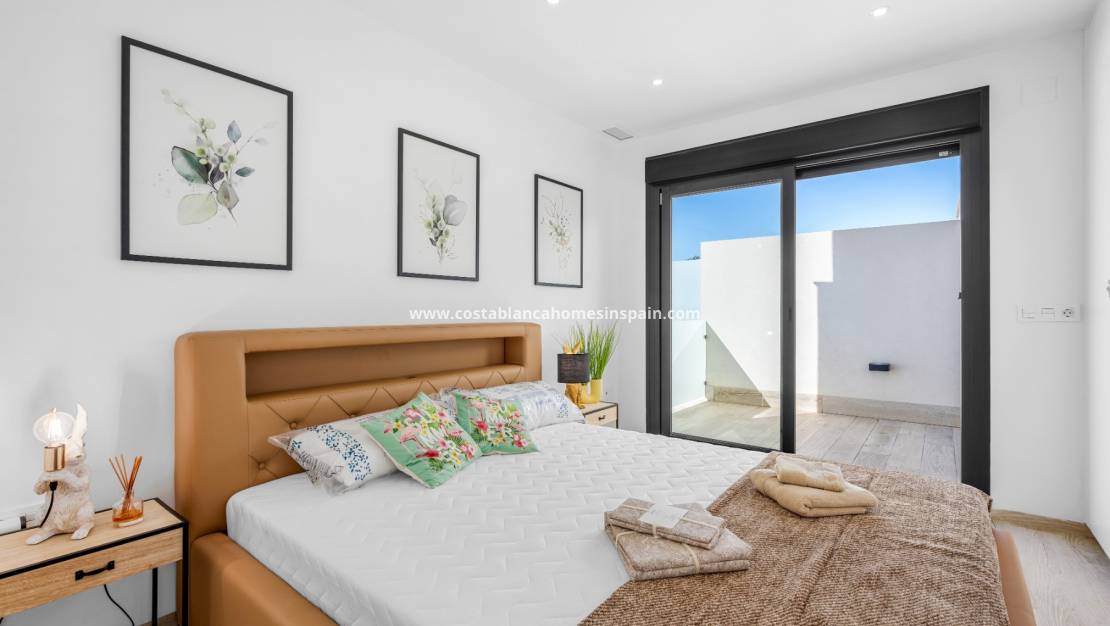 Resale - villa - Los Alcazares - Serena Golf