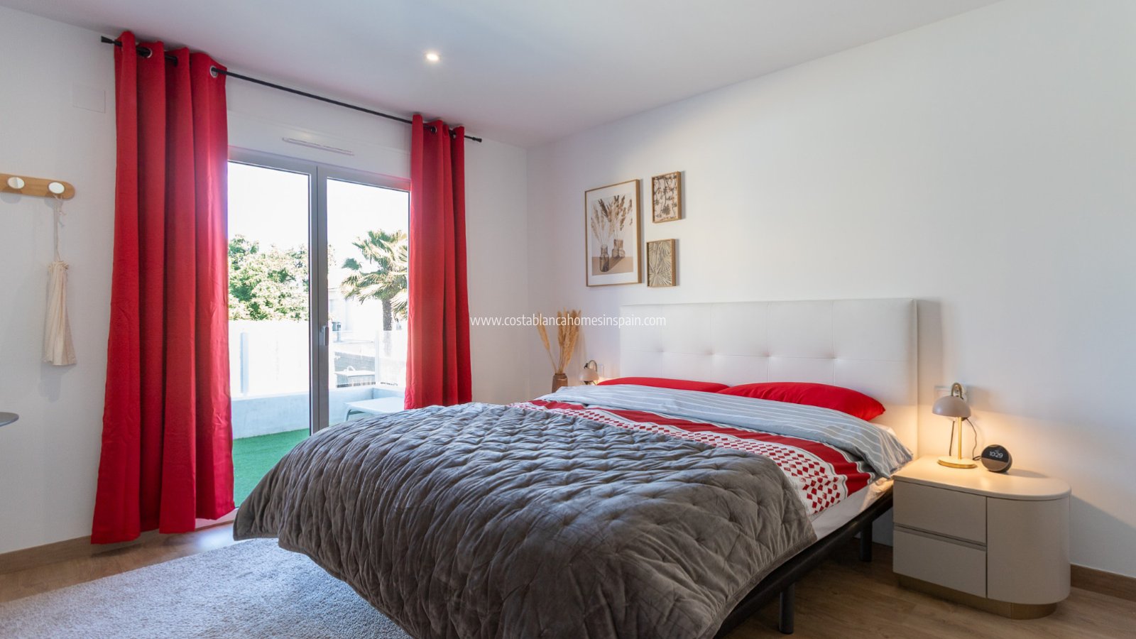 Resale - villa - LOS BALCONES