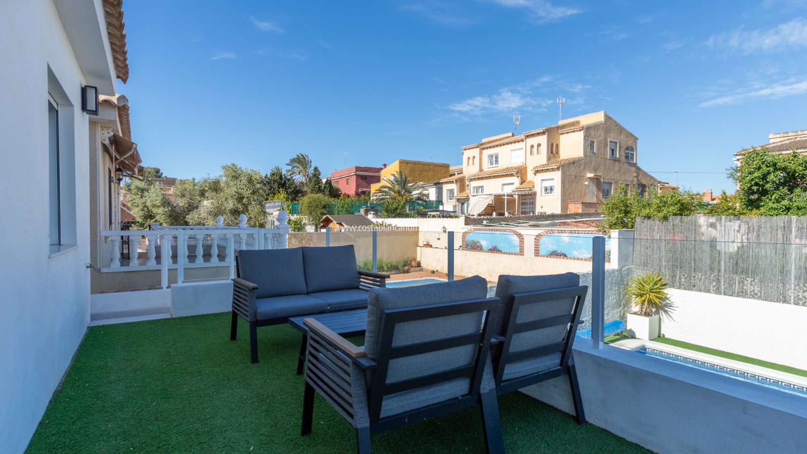 Resale - villa - LOS BALCONES