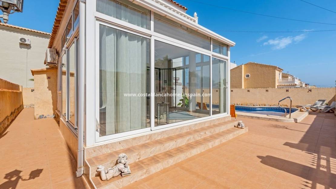 Resale - Villa - Orihuela Costa - Lomas de Cabo Roig