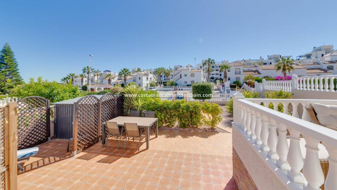 Resale - Villa - Orihuela Costa - Los Dolses