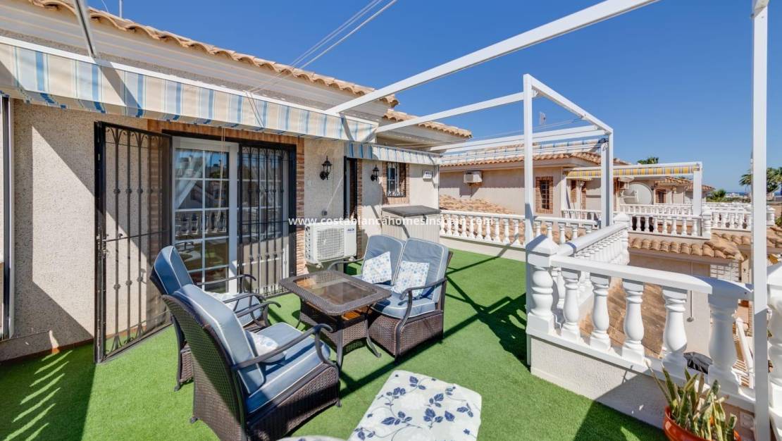 Resale - Villa - Orihuela Costa - Los Dolses