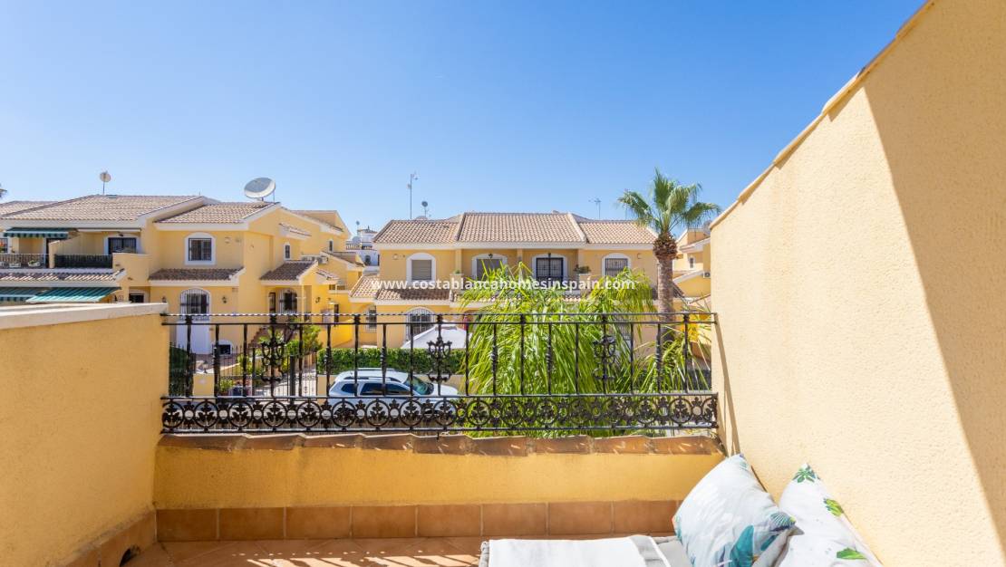 Resale - Villa - Orihuela Costa - Los Dolses