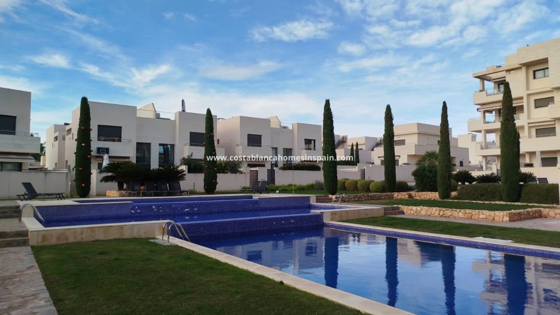 Resale - Villa - Orihuela Costa - Los Dolses