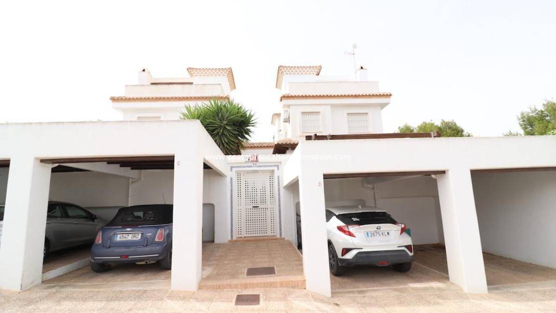 Resale - Villa - Orihuela Costa - Montezenia