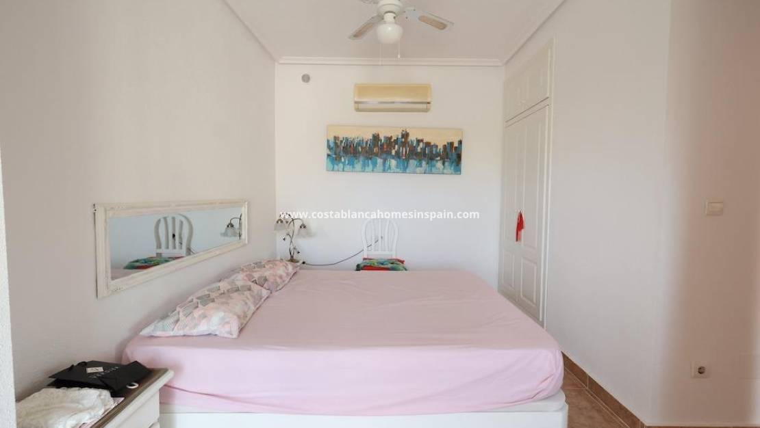 Resale - Villa - Orihuela Costa - Playa Flamenca