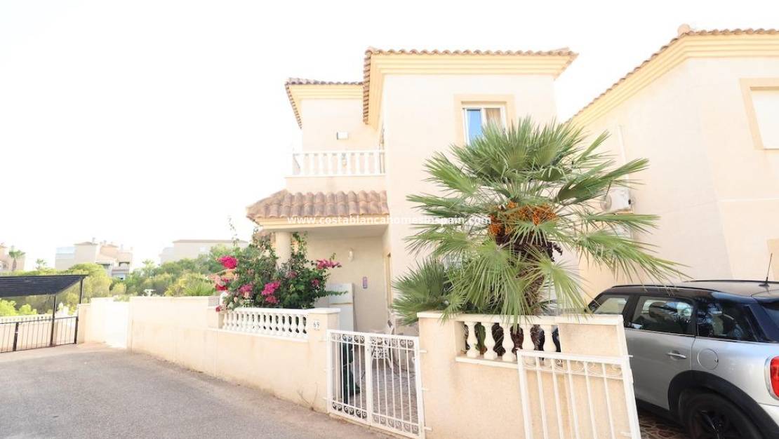 Resale - Villa - Orihuela Costa - Playa Flamenca