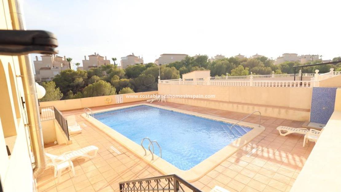 Resale - Villa - Orihuela Costa - Playa Flamenca