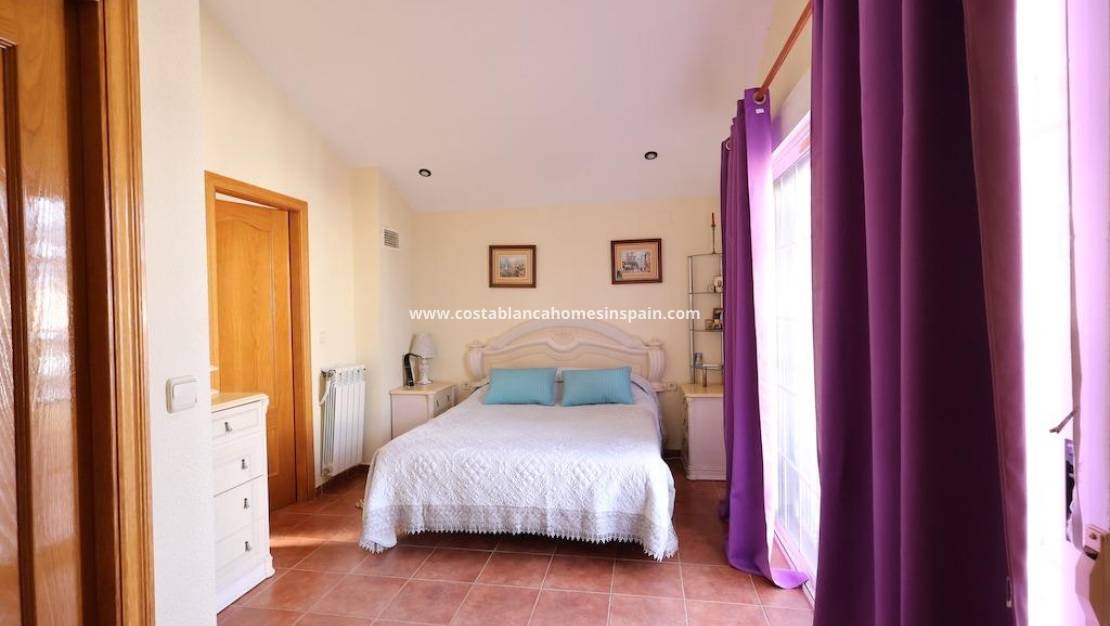 Resale - Villa - Orihuela Costa - Playa Flamenca